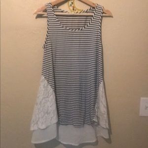 Anthropologie Hem & Thread Sleeveless Top L